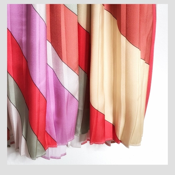 Skies Are Blue Carmine Print Mixed Media Pleated Midi Dress Mock Neck Sleeveless - Picture 7 of 16